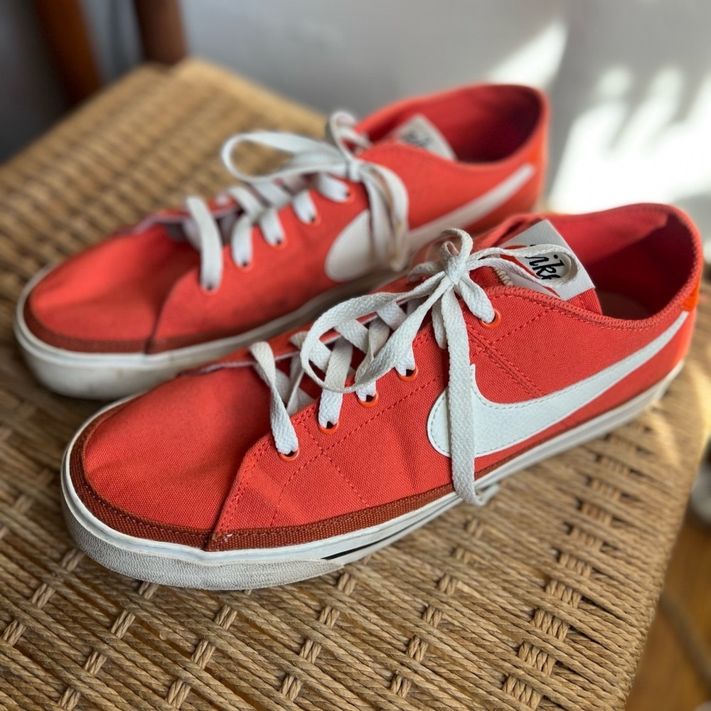 Nike Killshot OG 50th Anniversary Swoosh – Orange/White – Men’s 9.5 / Women’s 11